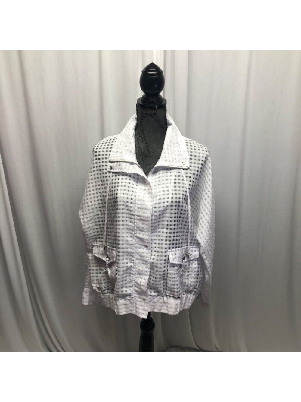 Erin London Lightweight Jacket Womens Size Large White Sheer Checkered Chic
